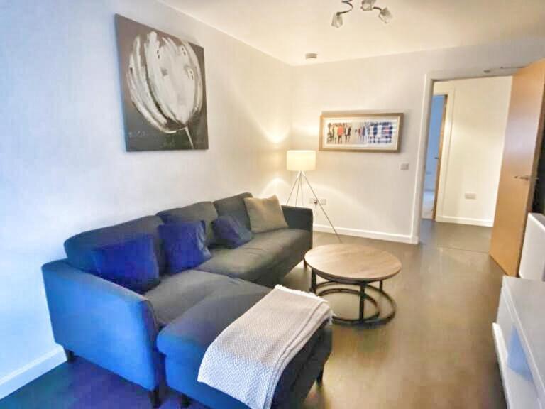 Modern 2 Bed Ground Floor By Lains Lettings Apartment Aberdeen